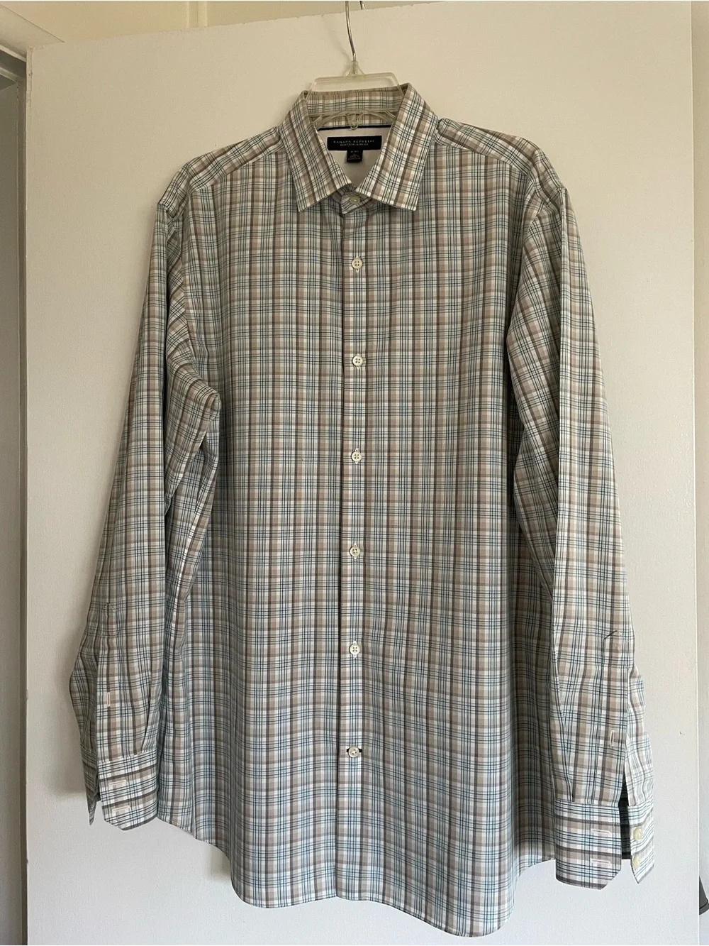 Banana Republic Men's Plaid Button-Down Shirt - Light Blue & Tan